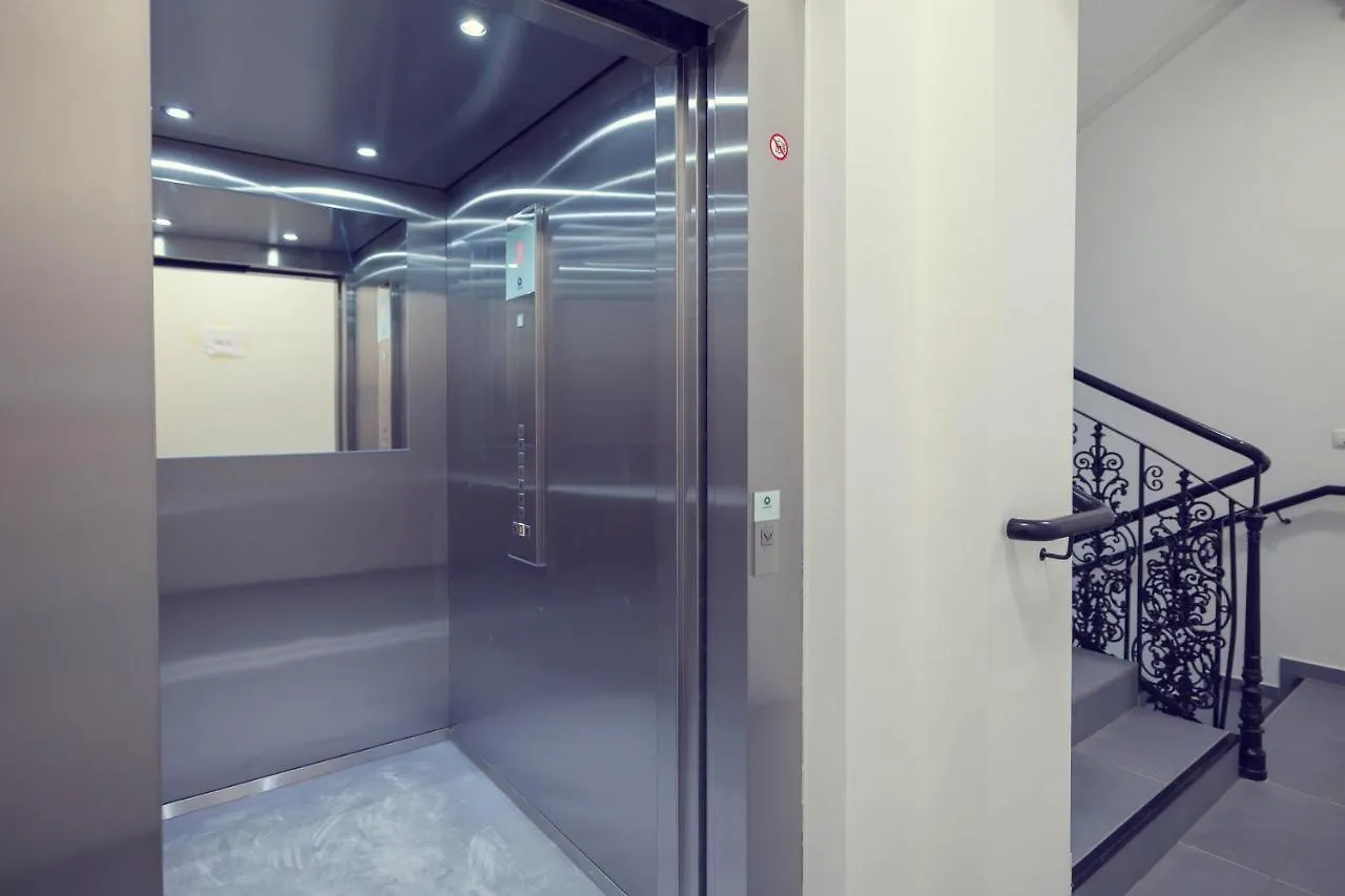 The 77 Anna Apartment Vienna Austria